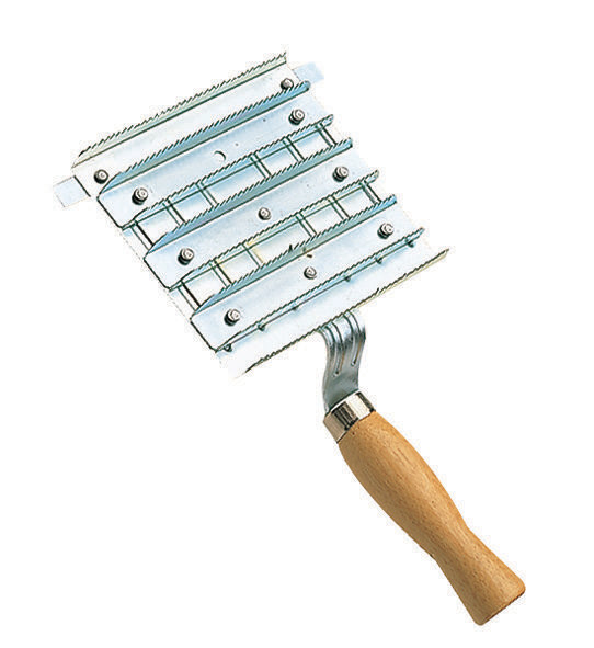 Metallstriegel
