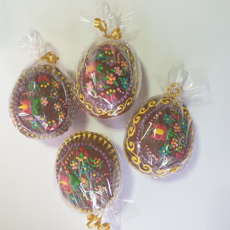 Gevuld ei (12x10x8cm) folklore patroon.