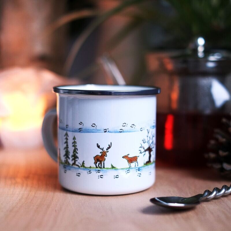 Emailletasse Emailletasse "Hirsche" aus der Serie "Waldtiere im Winter"