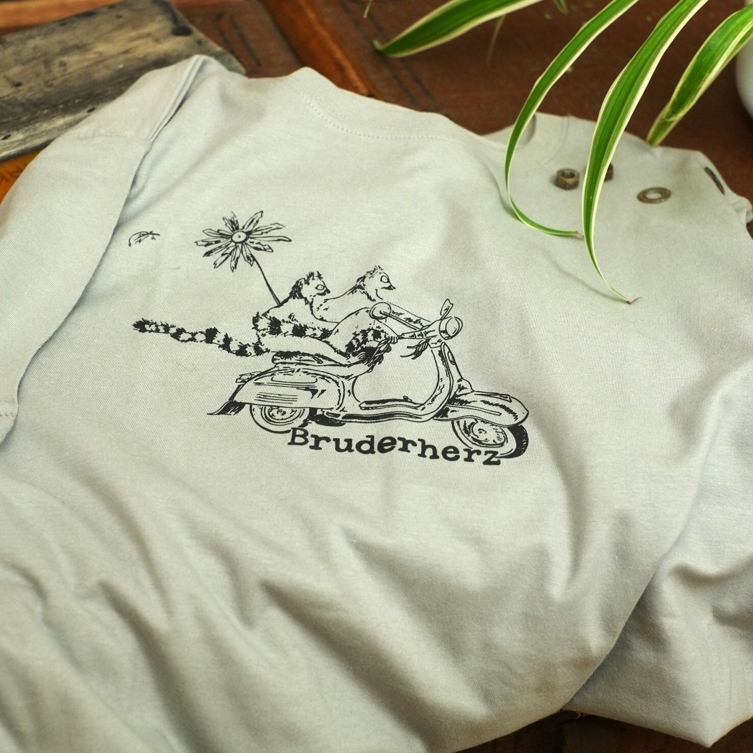 Unisex Classic Fit T-Shirt "Bruderherz" Sports Grey
