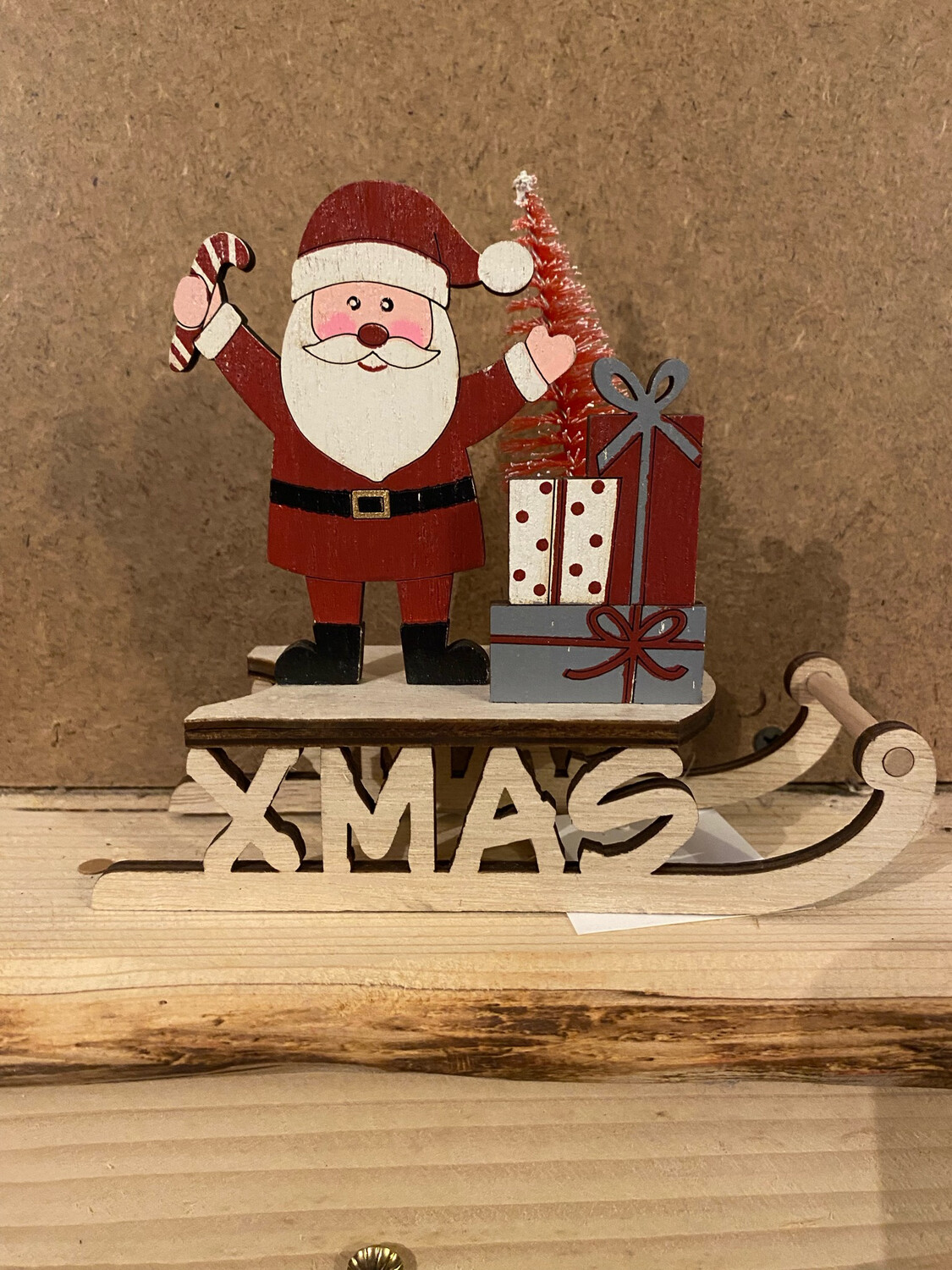 Traineau Père Noël Sapin rouge
