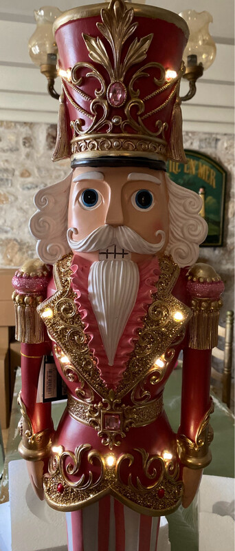 Casse noisette 90cm rose Led