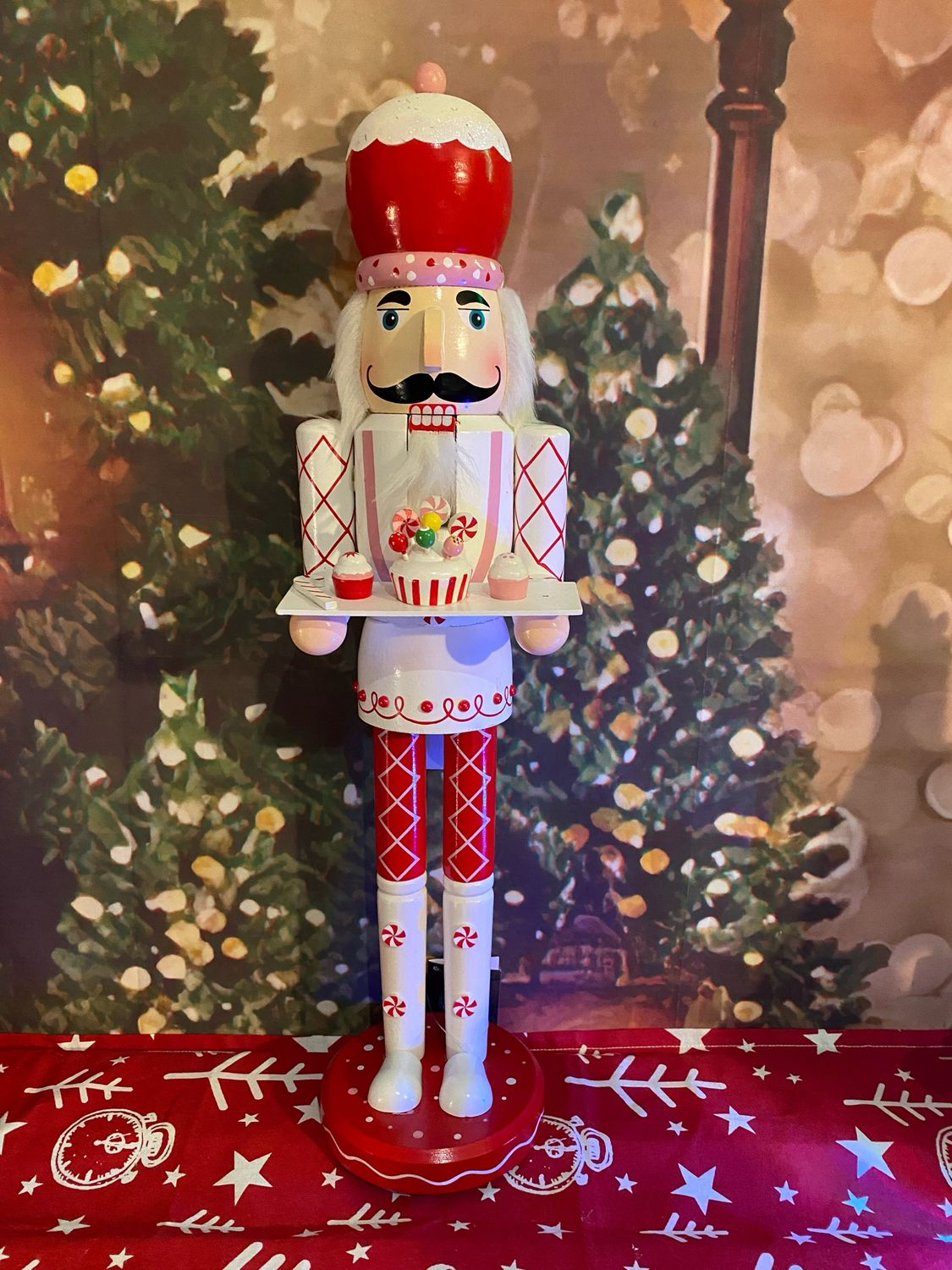 Nutcracker holding plate wood