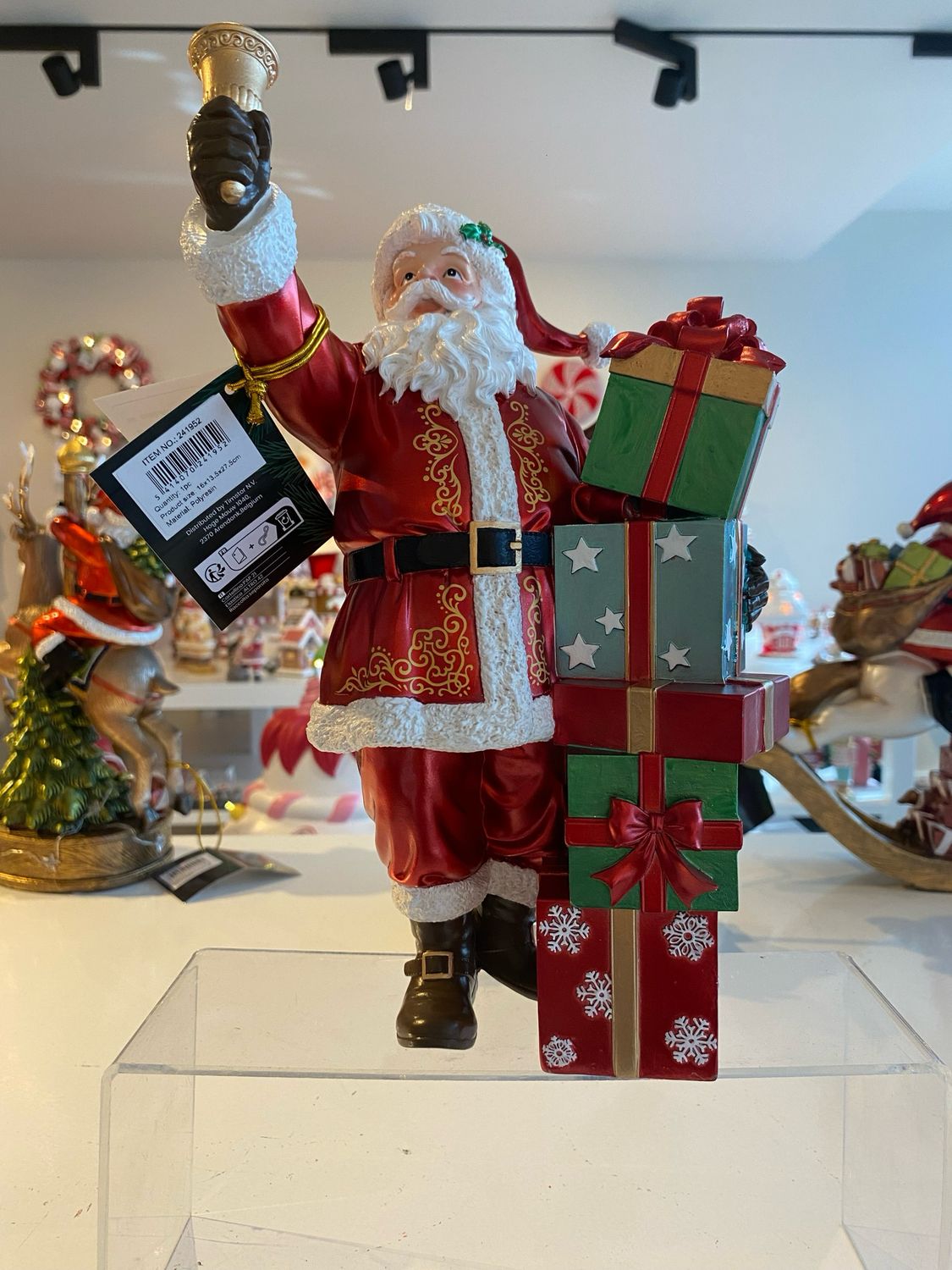 Père Noël avec  cadeaux