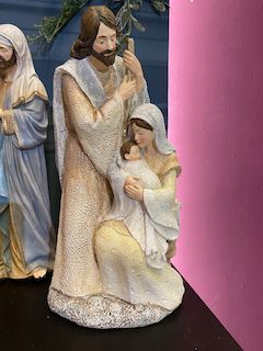 Crèche sainte Famille