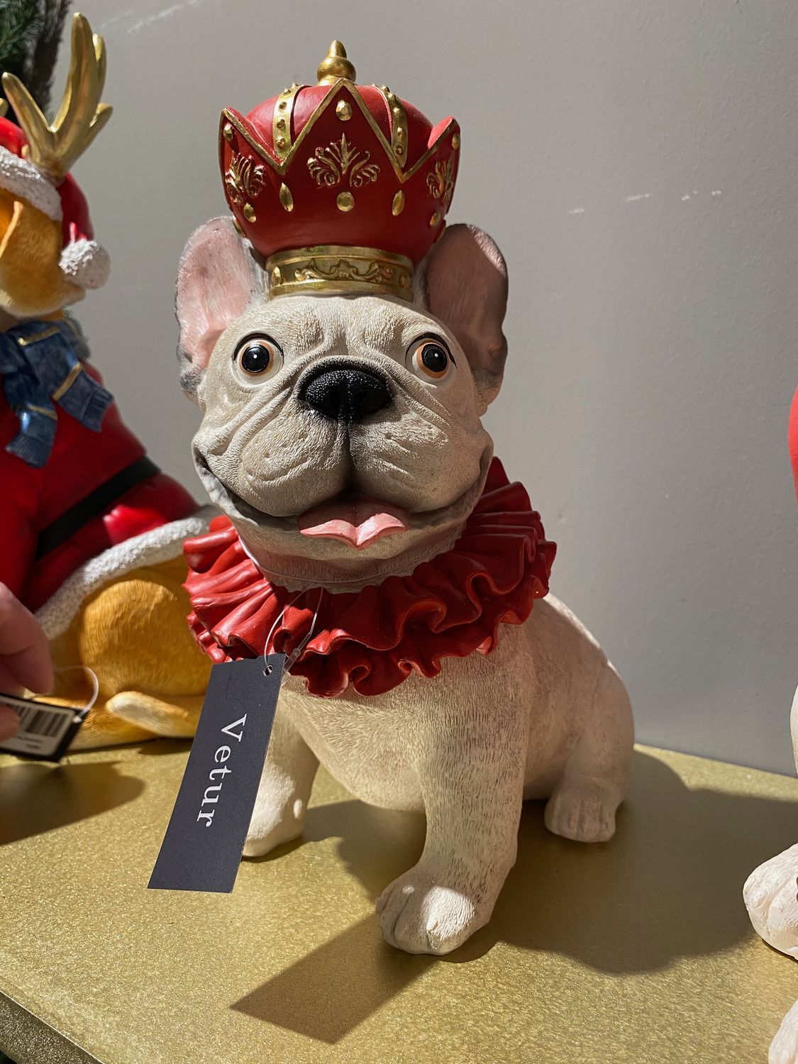 Chien bouledog de Noël Royal