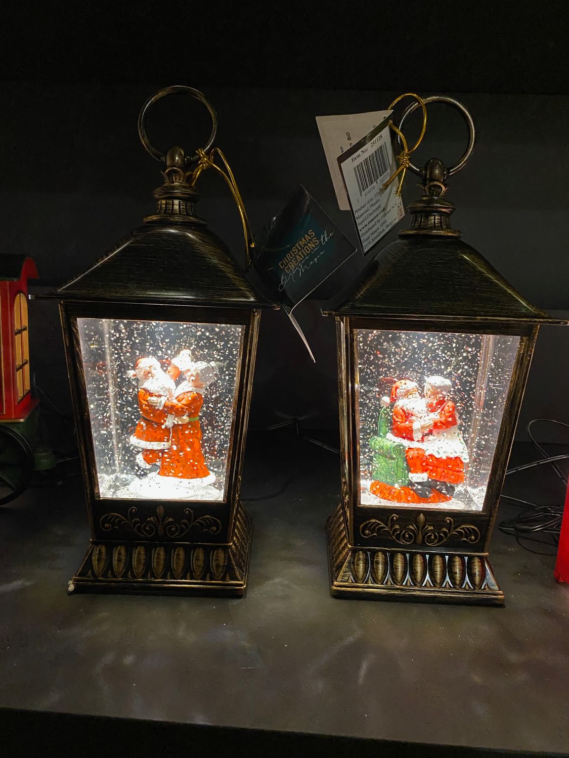 Lanterne à eau Père et Mère Noël