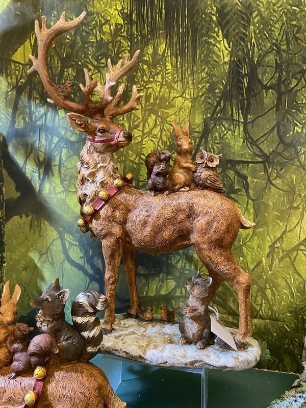 Renne compagnon de la forêt aux grelots