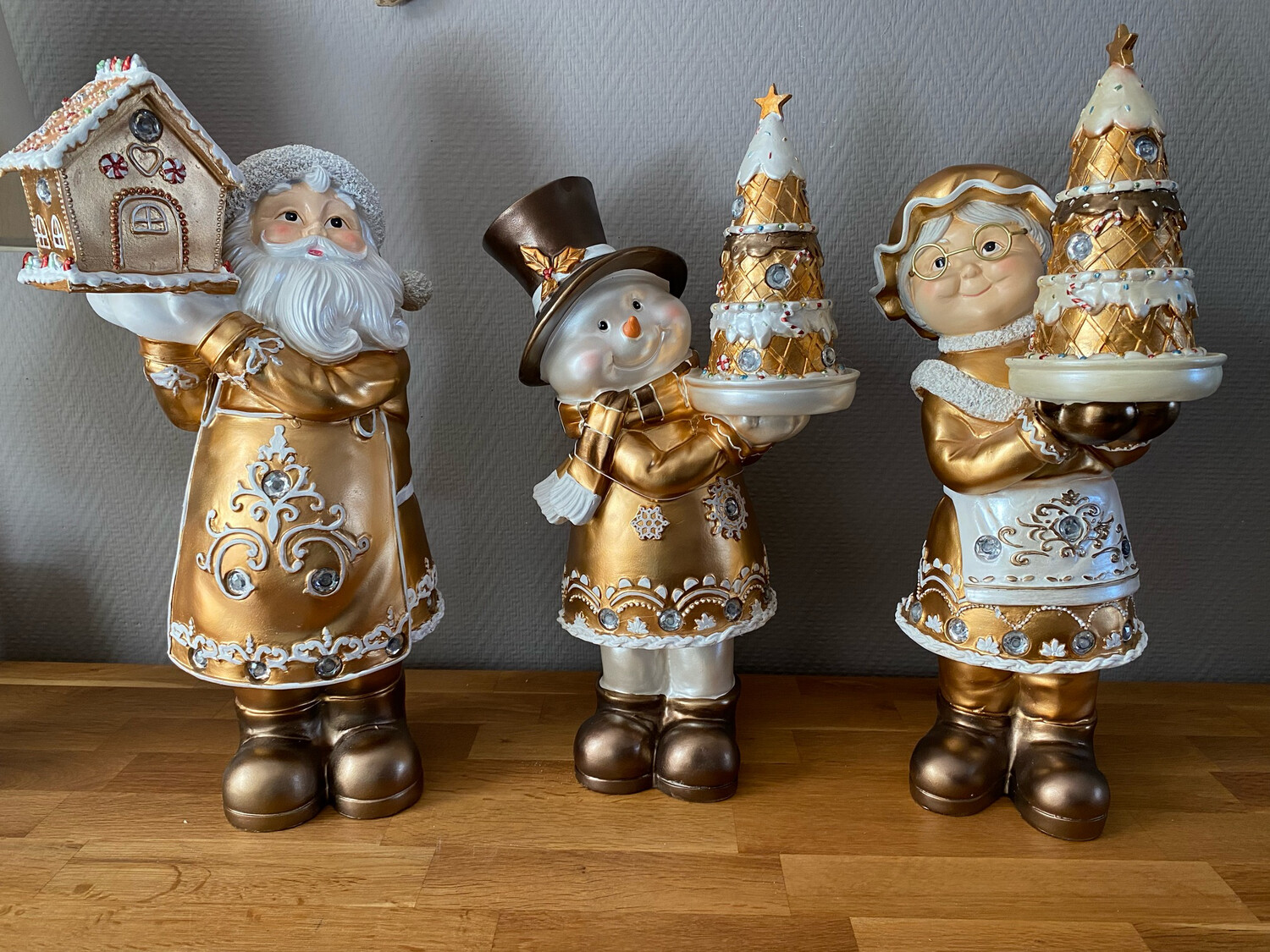Le trio au gâteau Led 50cm Le trio au gâteau Led 50cm