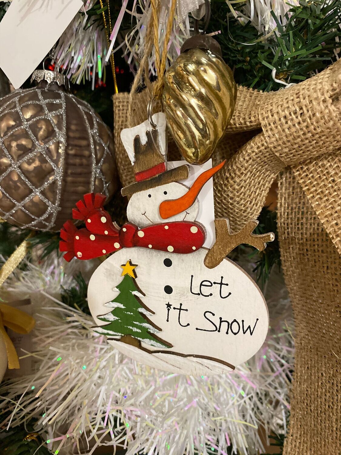 Suspension Bonhomme de neige en bois Suspension Bonhomme de neige en bois "let it snow"