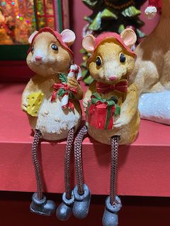 4 souris de noël jambes pendantes marron