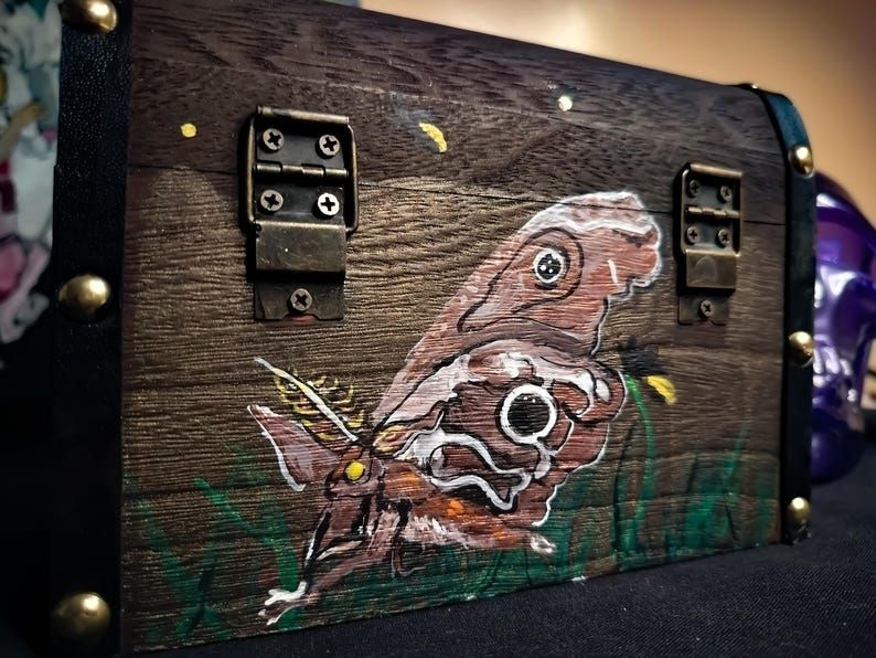 Wooden Dragonfly Moth  Chest