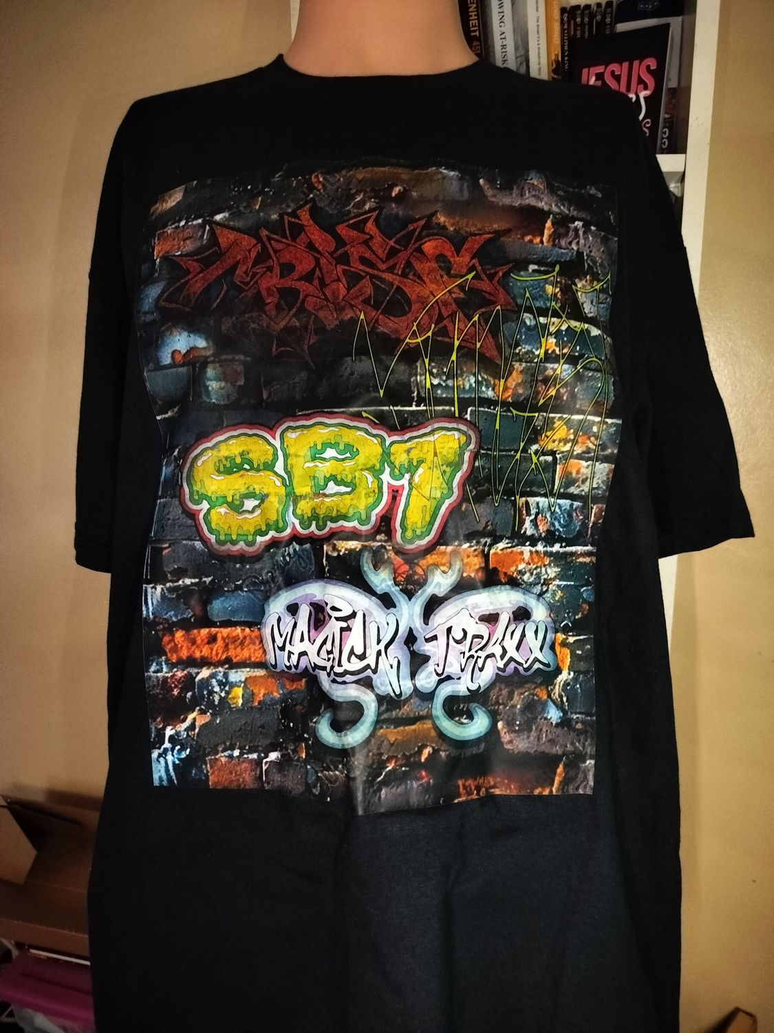 SB1 & Magick Traxx B2B graffiti Tee