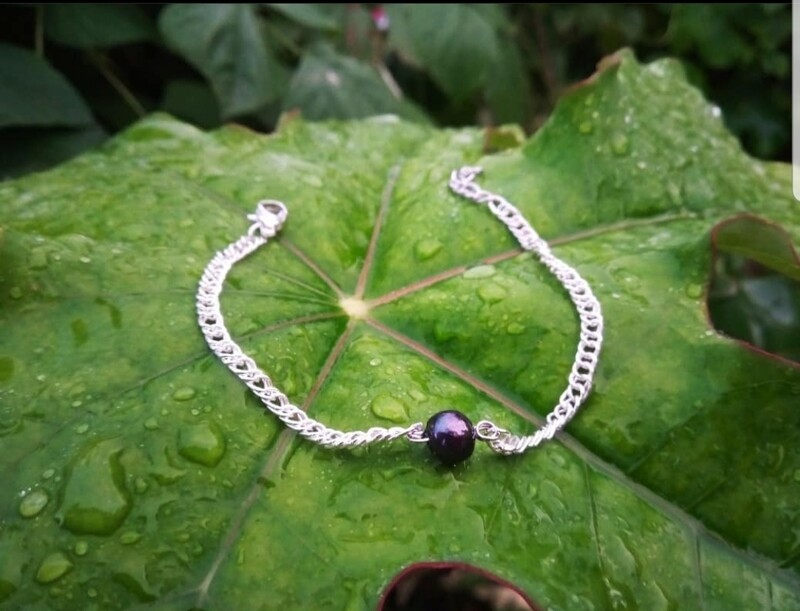 Black Freshwater Pearl Bracelet
