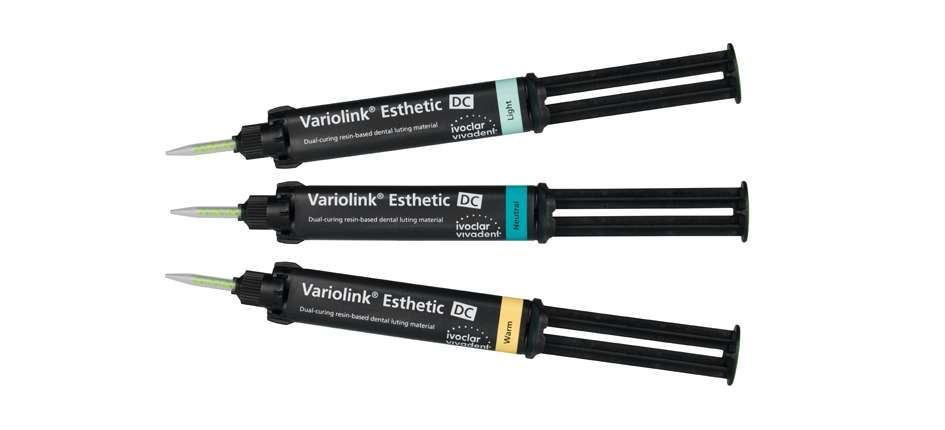 Variolink Esthetic DC Ivoclar 9g (1 seringue et 15 embouts mélangeurs)