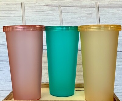 Assorted Cup With Straw