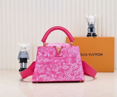 Louis Vuitton women bag LC06