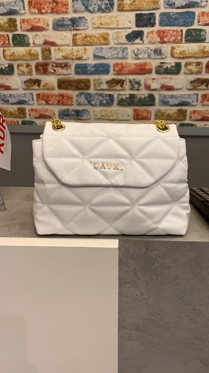 Matte Leather Patterned Comfortable Ladies Stylish Handbag
