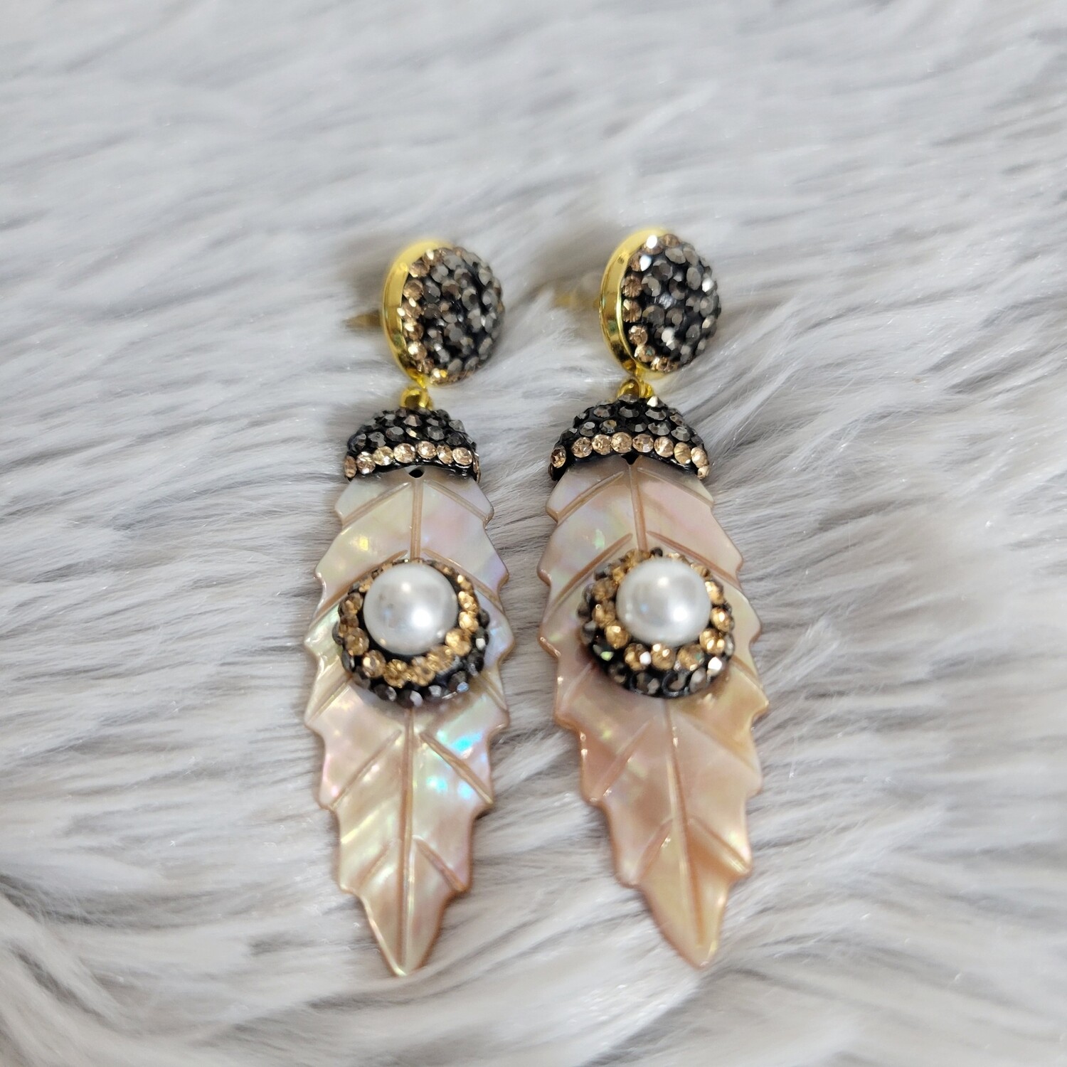 Decorated leaf earrings