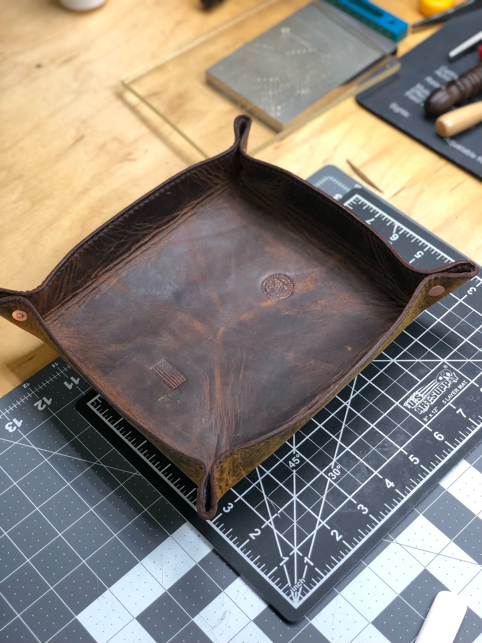 Mahogany Leather Valet Tray (Large) – Morris and King