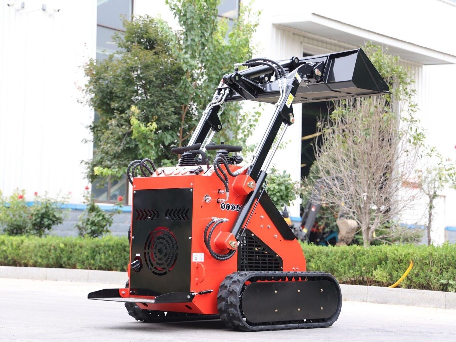 Brand New TYPHON STOMP 1,800lbs Mini Skid Steer 21HP