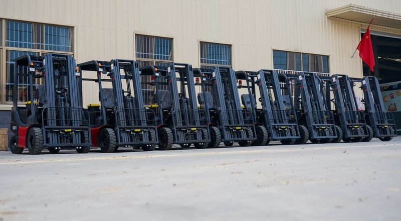Top Compact & Mini Excavator Diggers- TYPHON Machinery