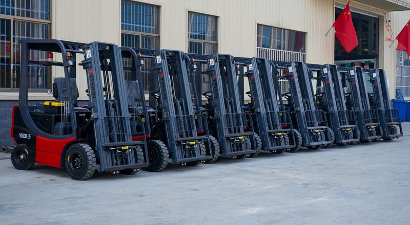 Top Compact & Mini Excavator Diggers- TYPHON Machinery