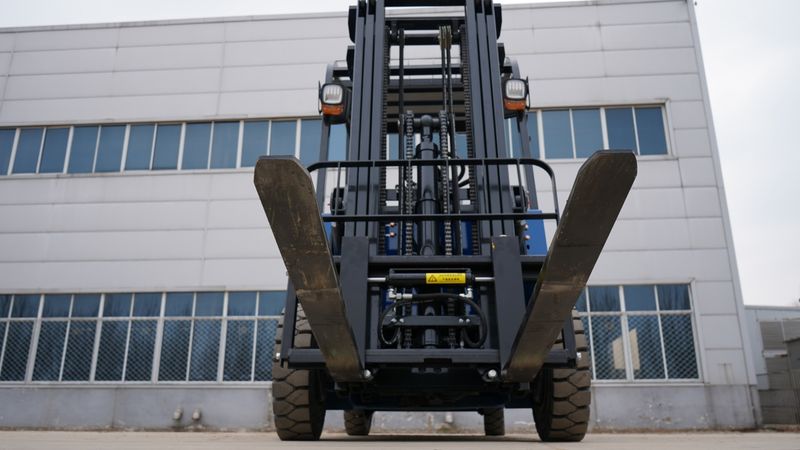 Top Compact & Mini Excavator Diggers- TYPHON Machinery