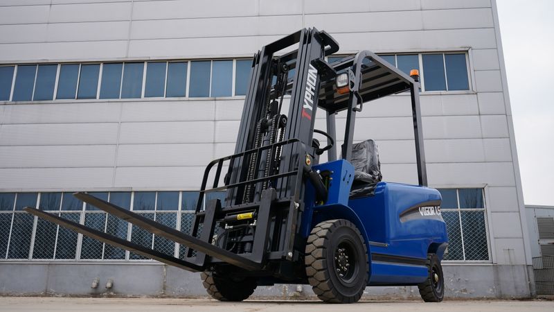 Top Compact & Mini Excavator Diggers- TYPHON Machinery