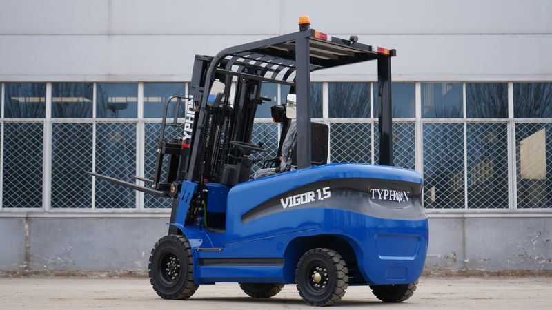 Top Compact & Mini Excavator Diggers- TYPHON Machinery
