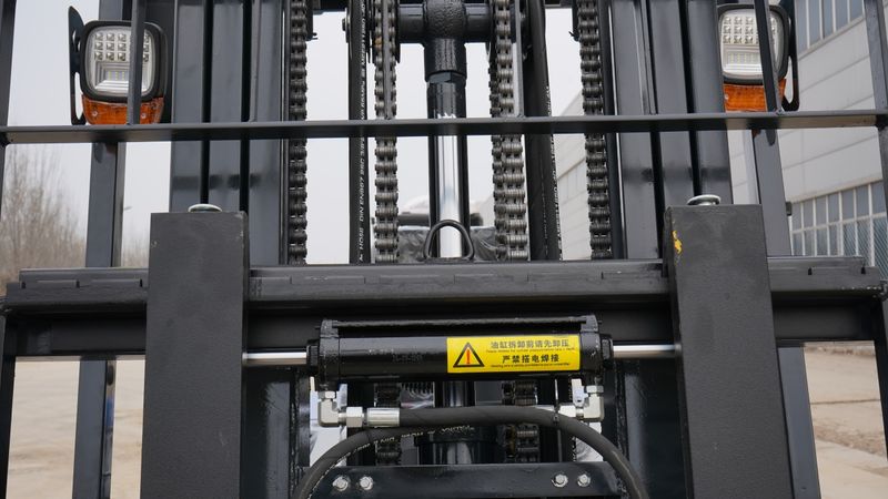 Top Compact & Mini Excavator Diggers- TYPHON Machinery