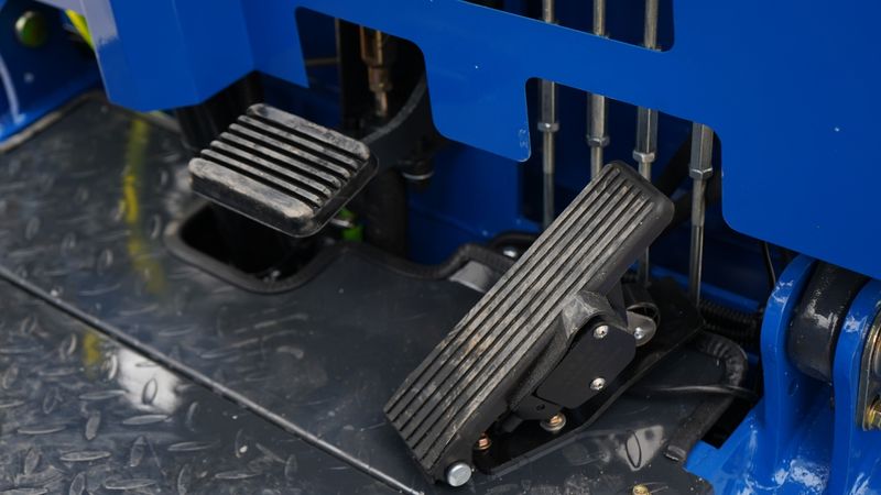 Top Compact & Mini Excavator Diggers- TYPHON Machinery