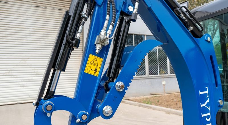 Top Compact & Mini Excavator Diggers- TYPHON Machinery