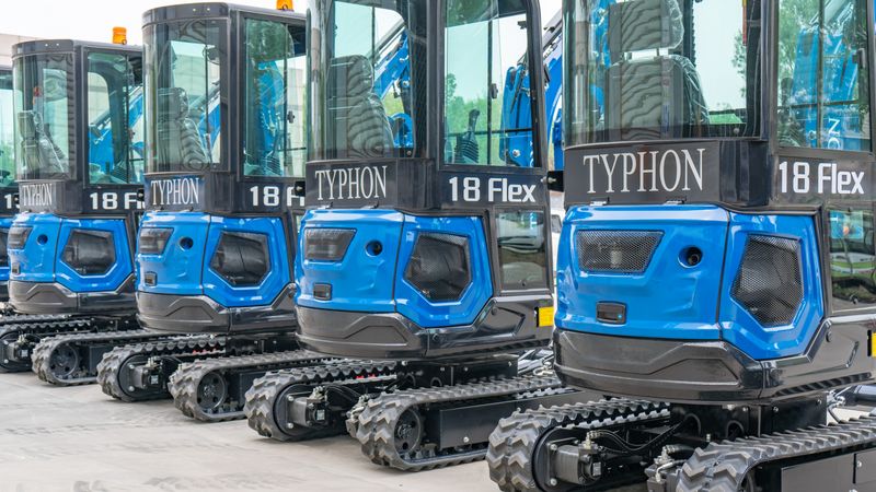 Top Compact & Mini Excavator Diggers- TYPHON Machinery