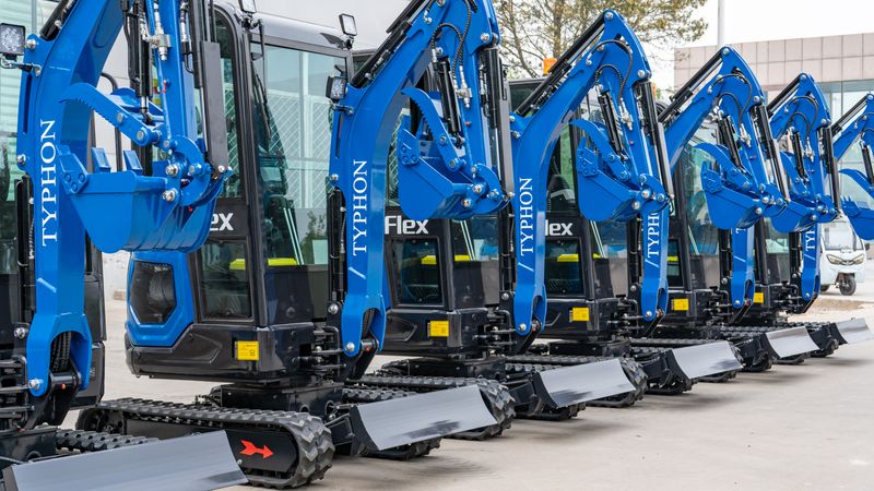 Top Compact & Mini Excavator Diggers- TYPHON Machinery