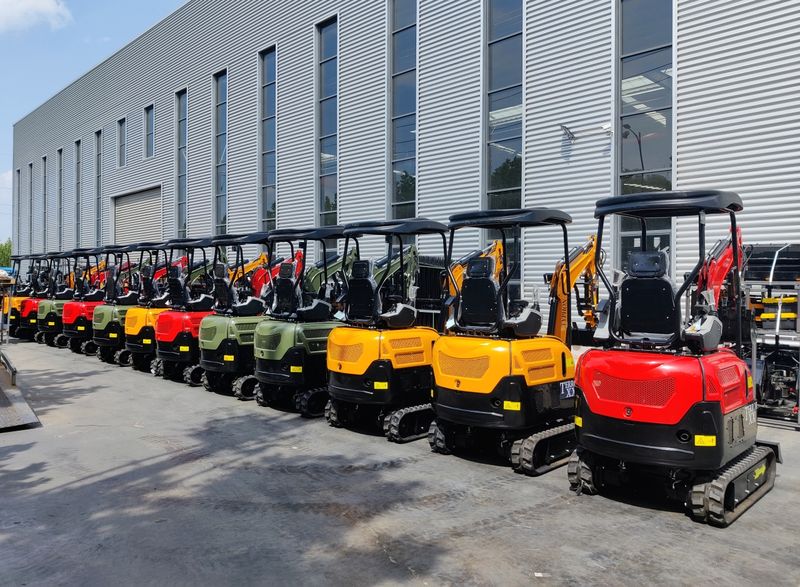 Top Compact & Mini Excavator Diggers- TYPHON Machinery