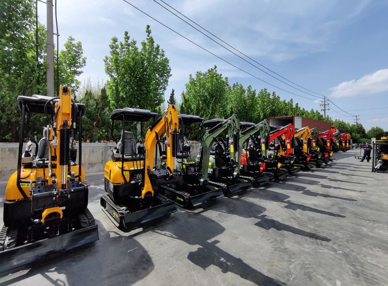 Top Compact & Mini Excavator Diggers- TYPHON Machinery