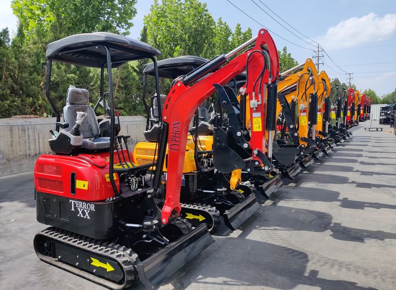 Top Compact & Mini Excavator Diggers- TYPHON Machinery