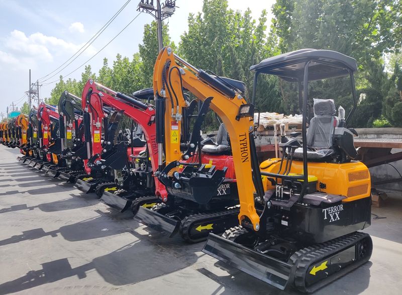 Top Compact & Mini Excavator Diggers- TYPHON Machinery