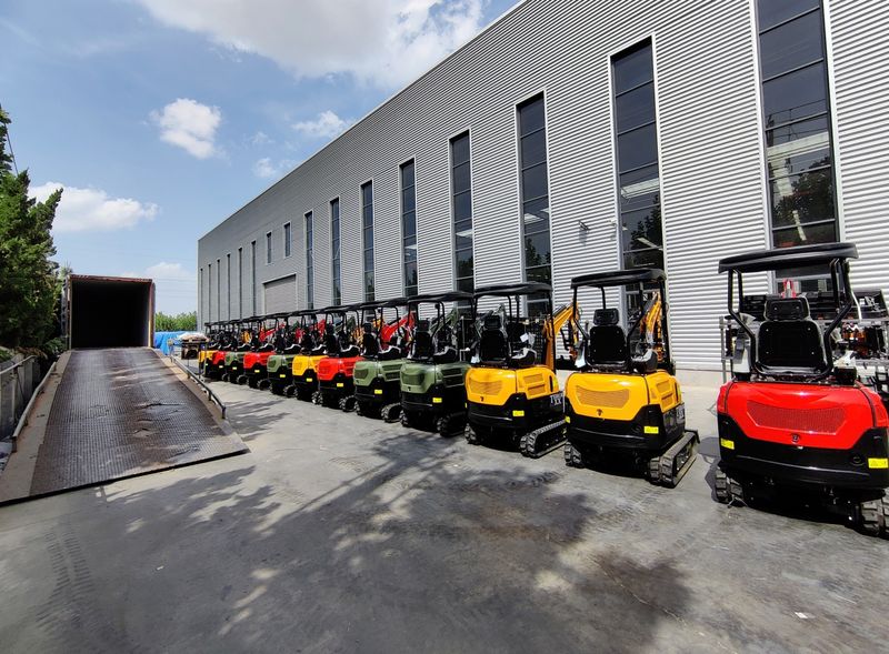 Top Compact & Mini Excavator Diggers- TYPHON Machinery