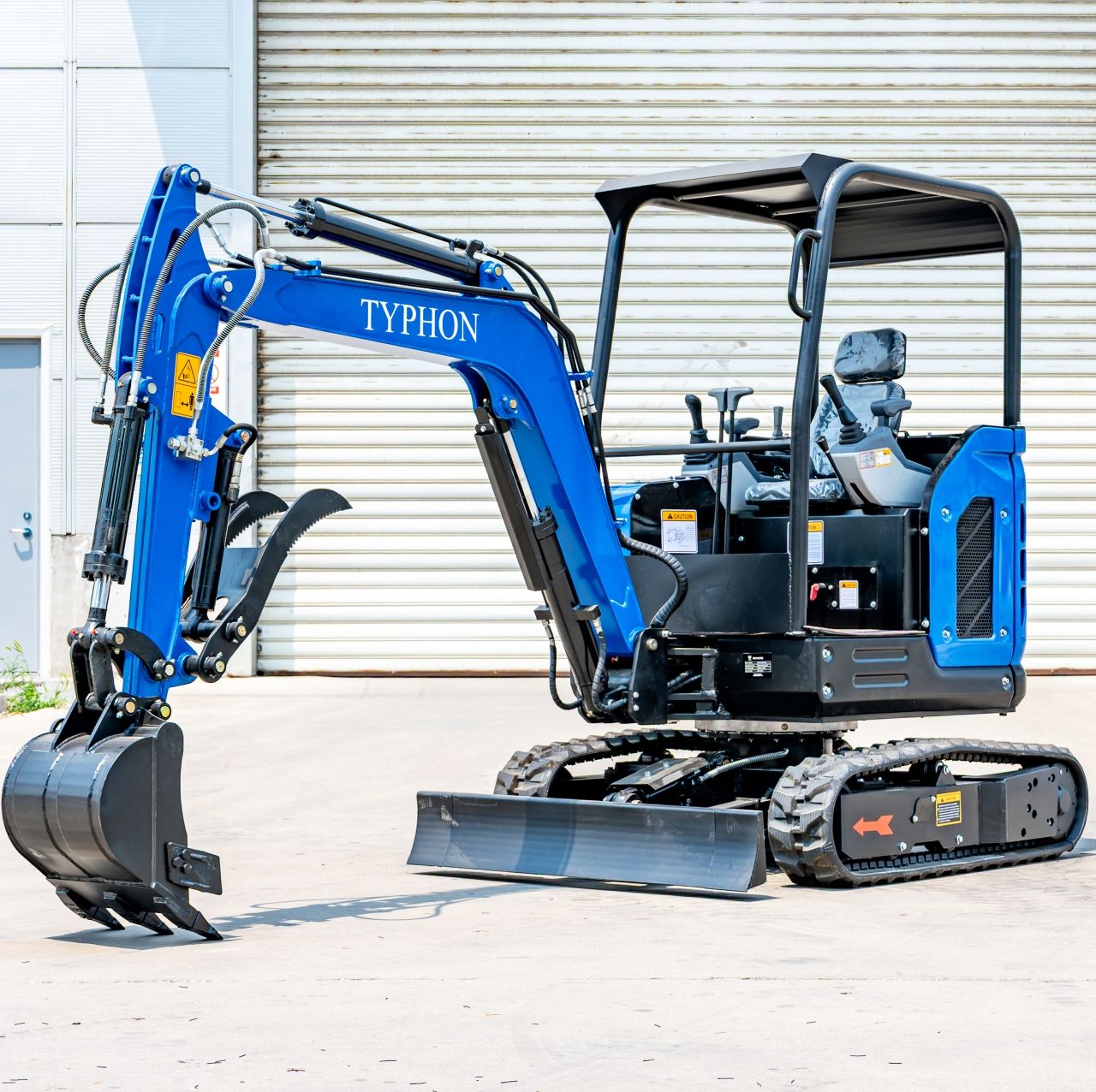 TYPHON TERROR X2 STORM Mini Excavator 2.5 Ton Trench Digger