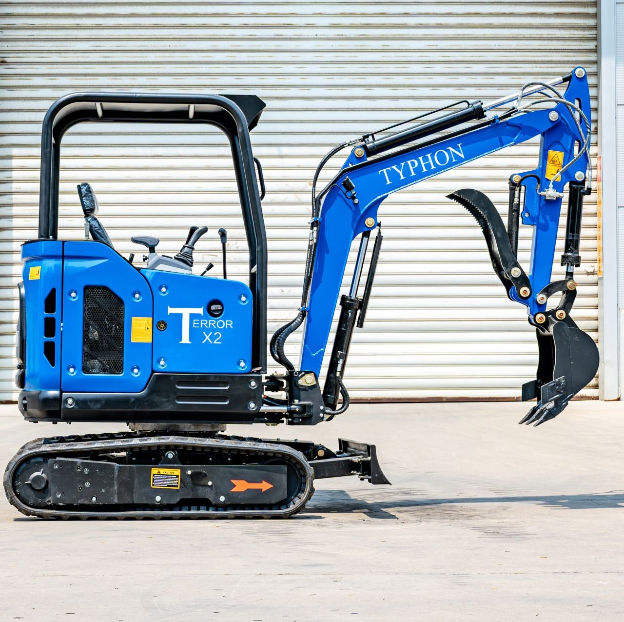 TYPHON TERROR X2 STORM Mini Excavator 2.5 Ton Trench Digger