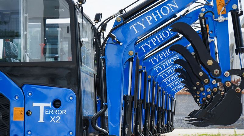 Top Compact & Mini Excavator Diggers- TYPHON Machinery