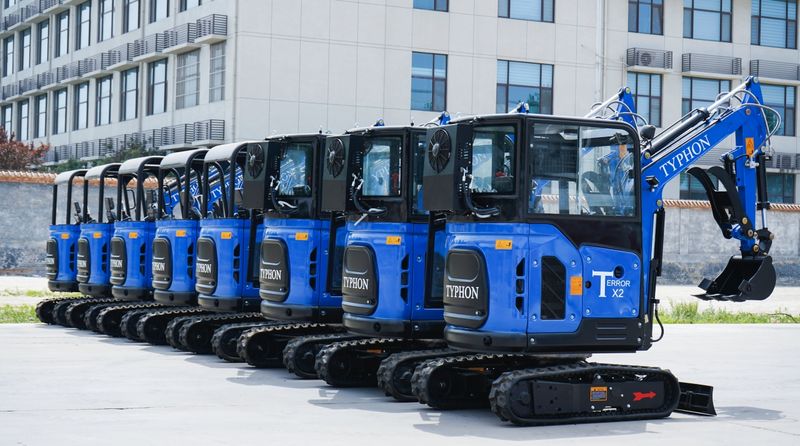 Top Compact & Mini Excavator Diggers- TYPHON Machinery