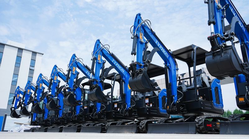 Top Compact & Mini Excavator Diggers- TYPHON Machinery