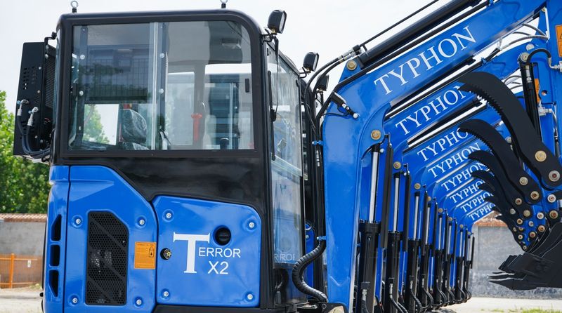 Top Compact & Mini Excavator Diggers- TYPHON Machinery
