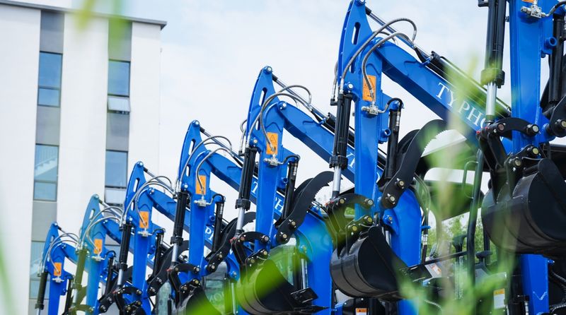 Top Compact & Mini Excavator Diggers- TYPHON Machinery