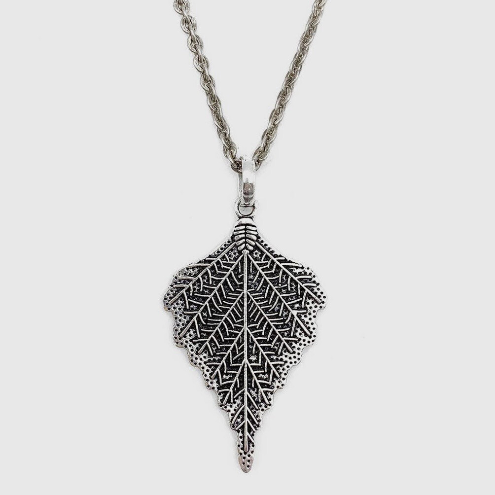 Leaf Pendant Necklace