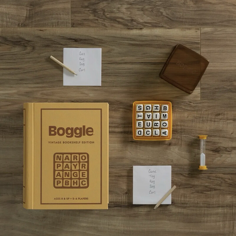 Boggle Bookshelf Game