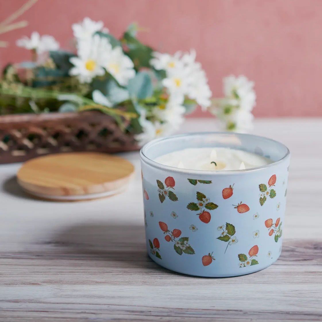 30 Hour Strawberry 3 Wick Candle By Primitives By Kathy